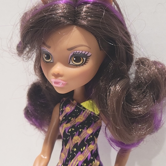 Monster High Clawdeen Wolf 2008 doll - Picture 2 of 9